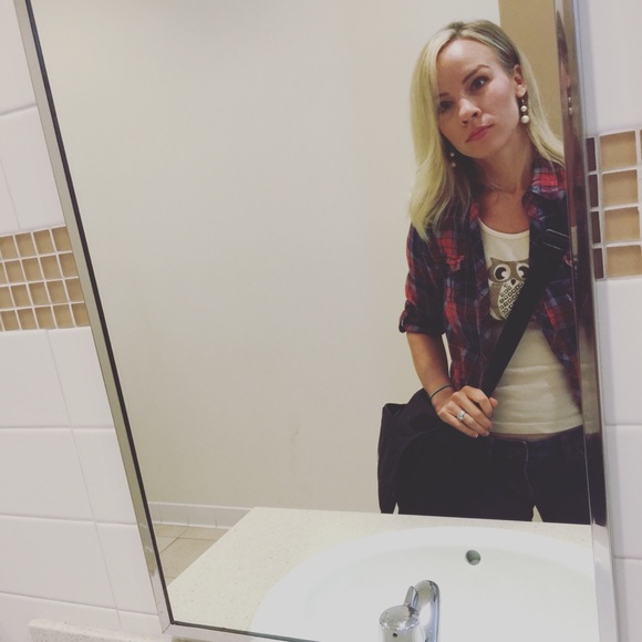 Meet your Posher, Stephanie - Picture 8 of 8